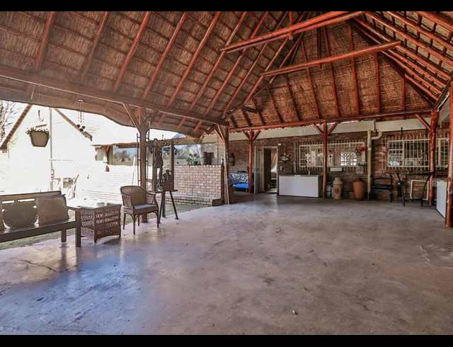 3,400M² SMALLHOLDING FOR SALE IN GROOTVALY